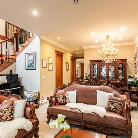 An Yang House Apartment Бърнаби Екстериор снимка