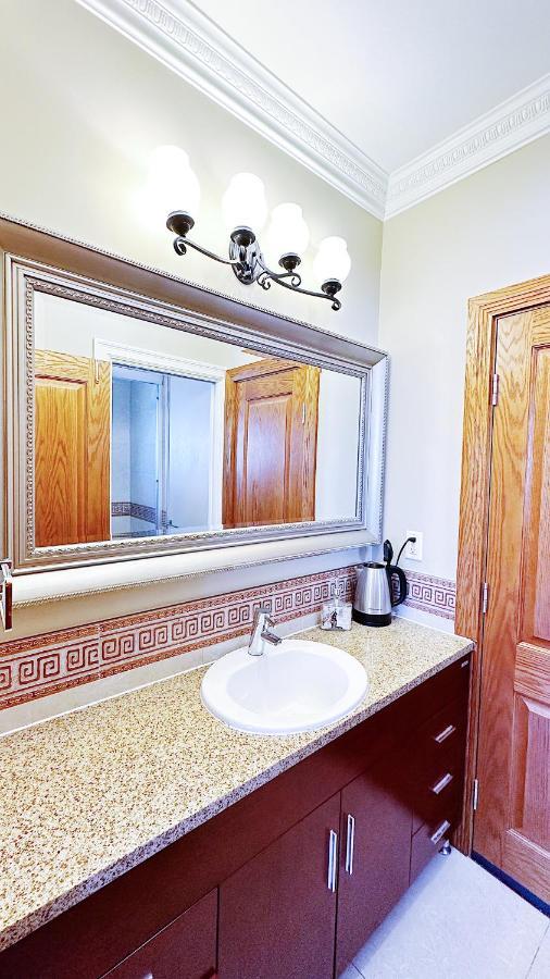 An Yang House Apartment Бърнаби Екстериор снимка