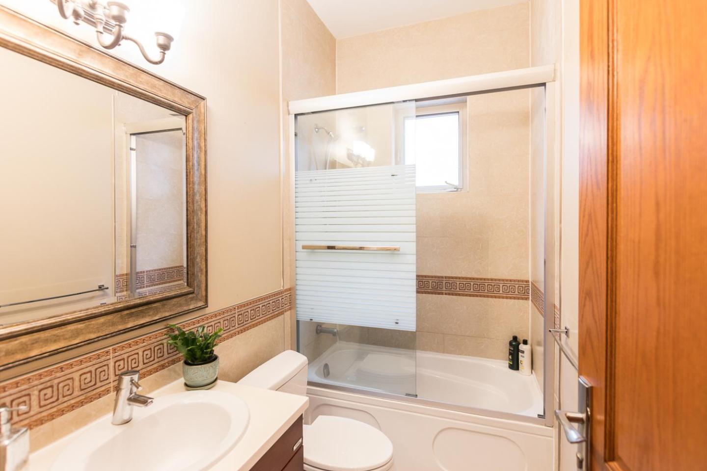 An Yang House Apartment Бърнаби Екстериор снимка